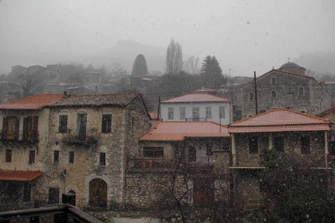 Tsarbou Guesthouse Stemnitsa Exterior foto